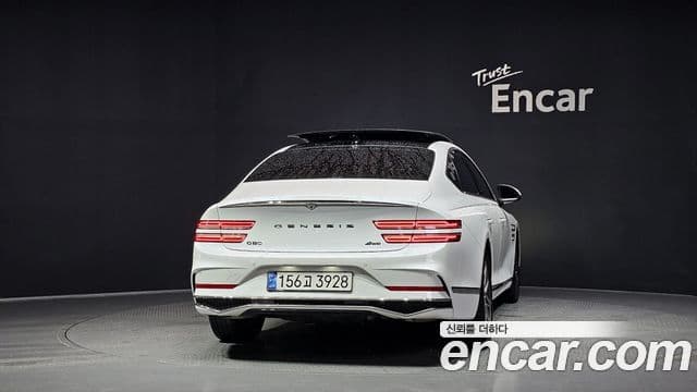 Genesis G80 (RG3) 3