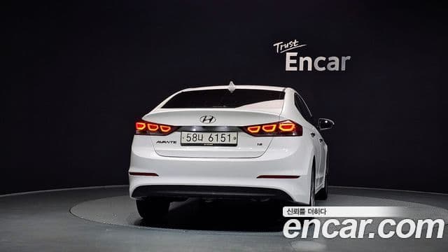Hyundai Avante AD 4