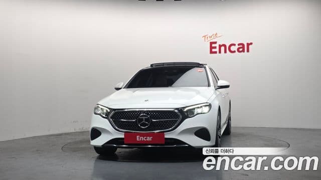 Mercedes-Benz E-Class W214 3