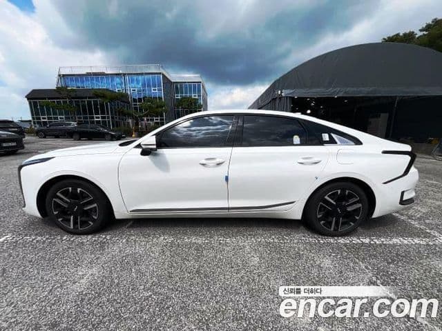 Kia The New K8 3