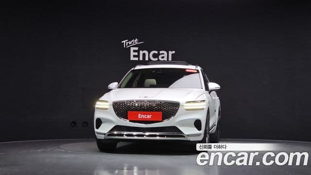Genesis GV70 3