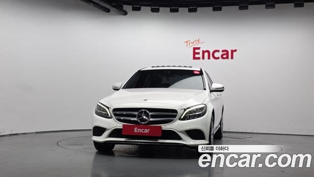 Mercedes-Benz C-Class W205 3