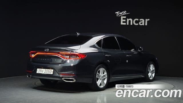 Hyundai Grandeur IG 2