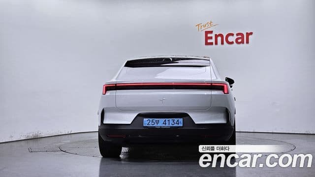 Polestar 폴스타 4 3