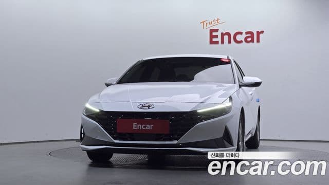 Hyundai Avante (CN7) 2