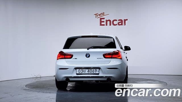 BMW 1 Series (F20) 3