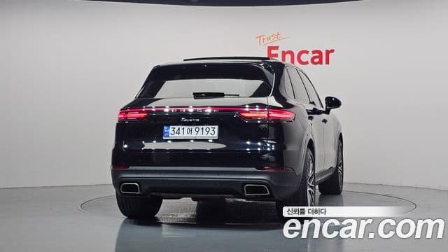 Porsche Cayenne (PO536) 4
