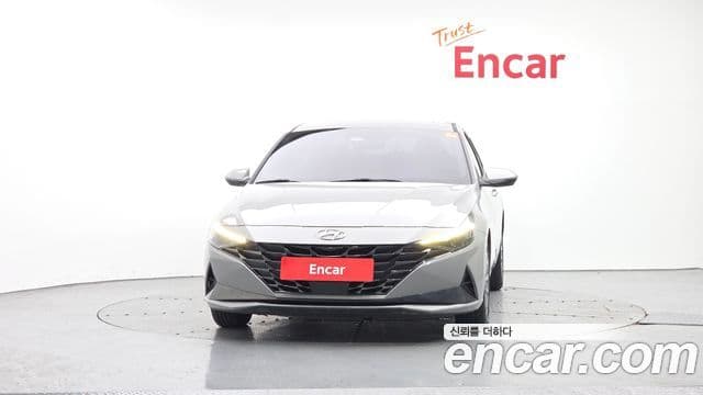 Hyundai Avante (CN7) 3
