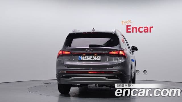 Hyundai The New Santa Fe 4