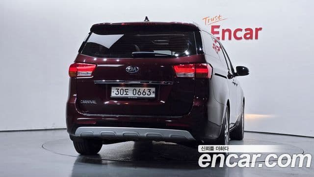 Kia All New Carnival 3