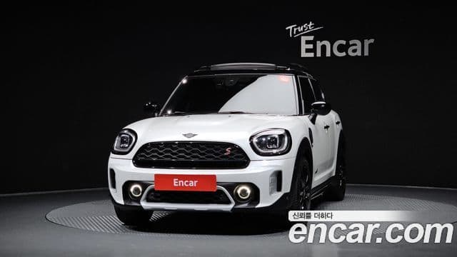 MINI Cooper S Countryman 2