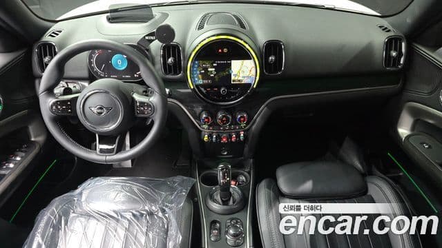 MINI Cooper S Countryman 4