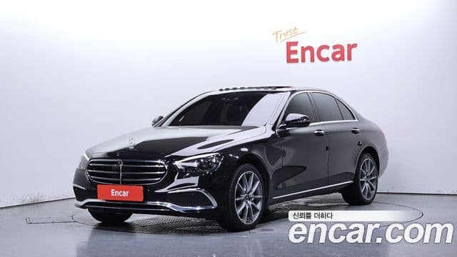 Mercedes-Benz E-Class W213 1
