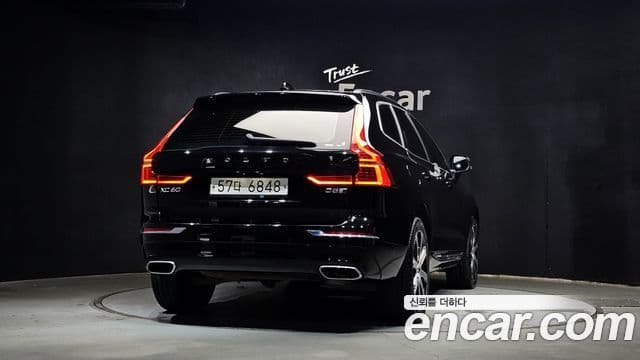 Volvo XC60 2nd Gen 4