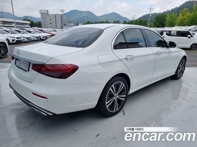 Mercedes-Benz E-Class W213 3