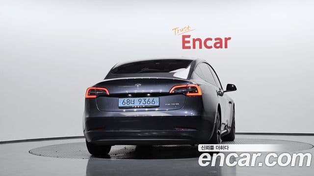 Tesla Model 3 3