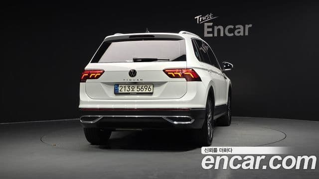 Volkswagen Tiguan 2nd Gen 4
