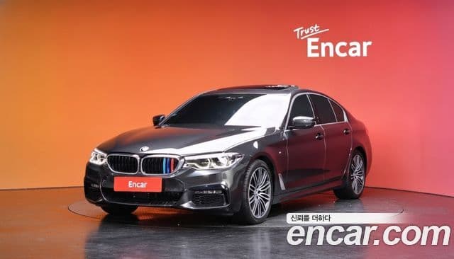 BMW 5 Series (G30)