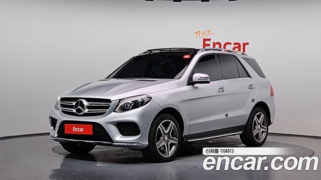 Mercedes-Benz GLE-Class W166