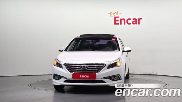 Hyundai LF Sonata 3