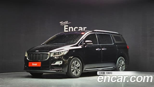 Kia The New Carnival — 1