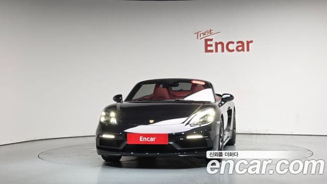 Porsche 718 Boxster 3