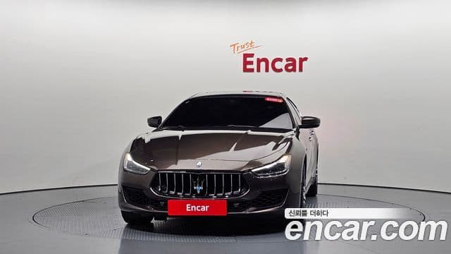 Maserati Ghibli 2