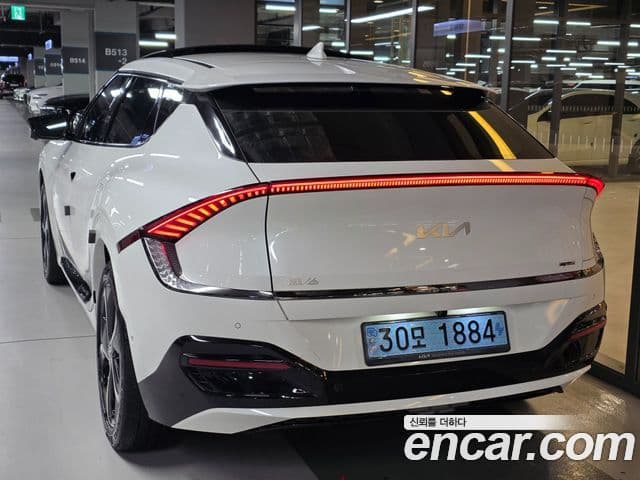 Kia EV6 4