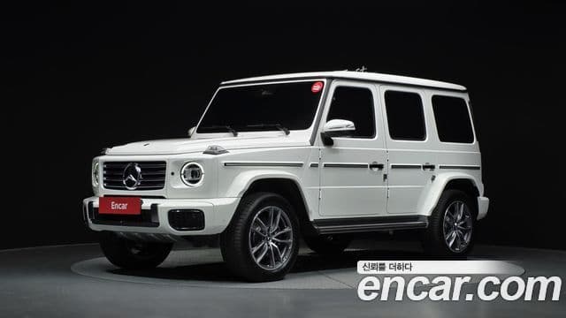 Mercedes-Benz G-Class W465