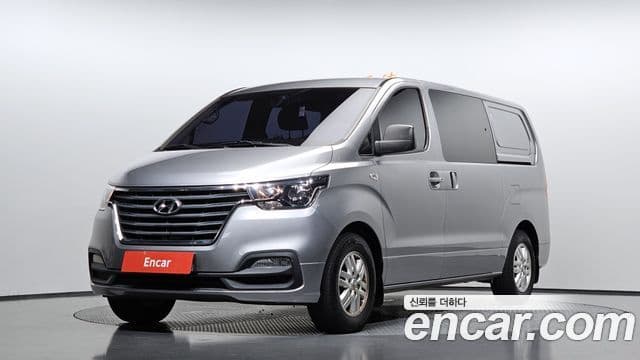 Hyundai The New Grand Starex 1