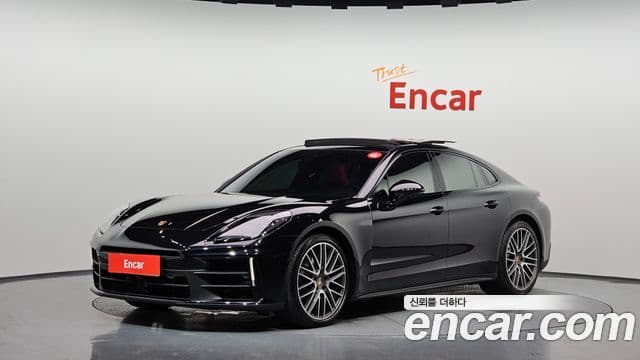 Porsche Panamera (976) 1