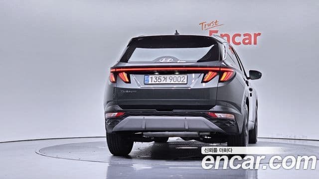Hyundai Tucson (NX4) 4
