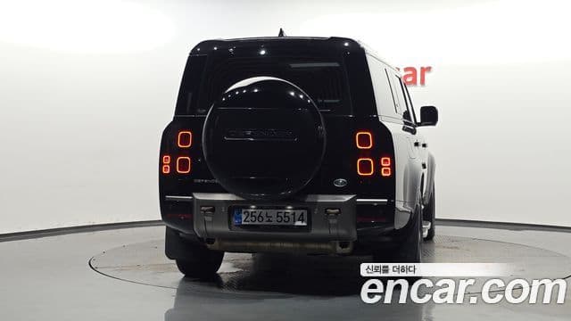 Land Rover 디펜더 (L663) 3
