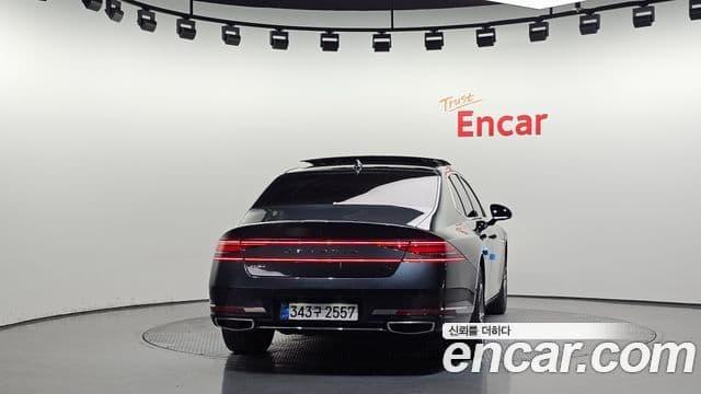 Genesis G90 (RS4) 3