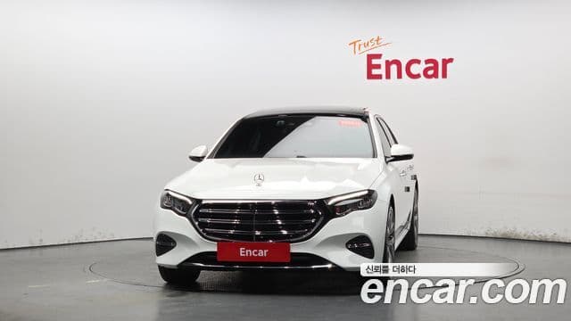 Mercedes-Benz E-Class W214 3