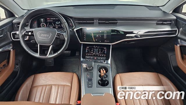 Audi A6 (C8) 4