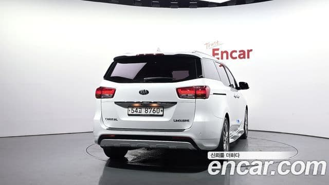 Kia All New Carnival 4