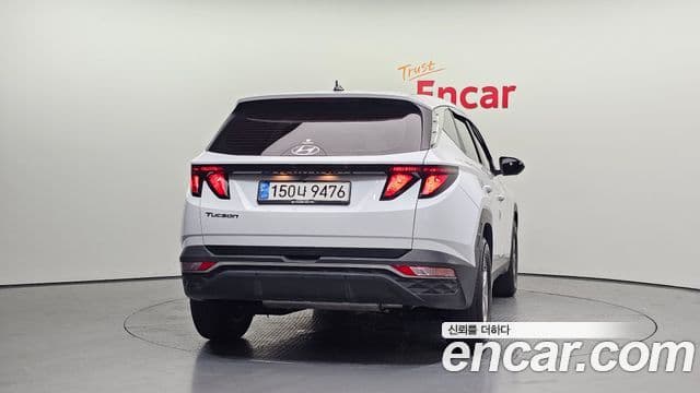 Hyundai Tucson (NX4) 3