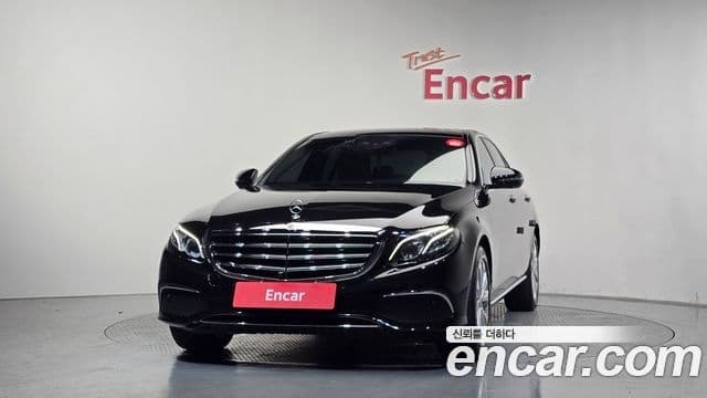 Mercedes-Benz E-Class W213 2