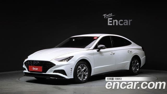 Hyundai Sonata (DN8) 1