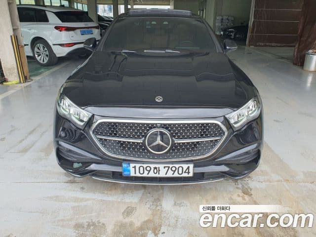 Mercedes-Benz E-Class W214 2
