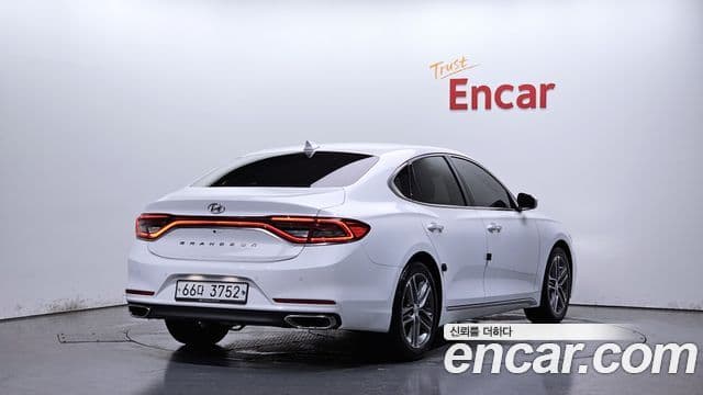 Hyundai Grandeur IG 2