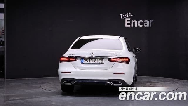 Mercedes-Benz E-Class W213 3