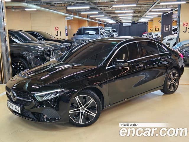 Mercedes-Benz A-Class W177 1