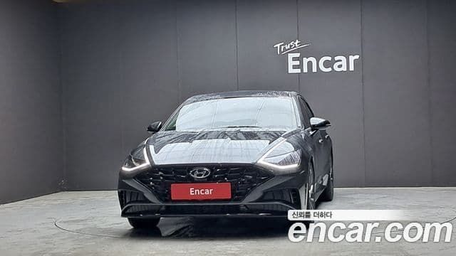 Hyundai Sonata (DN8) 2