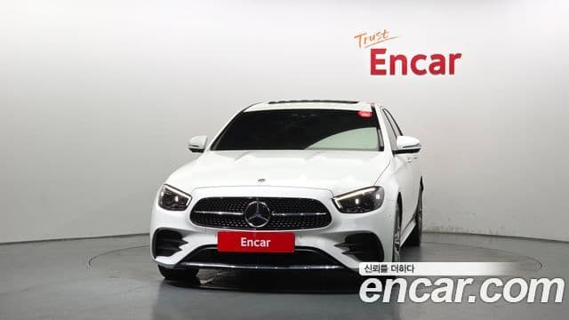 Mercedes-Benz E-Class W213 3