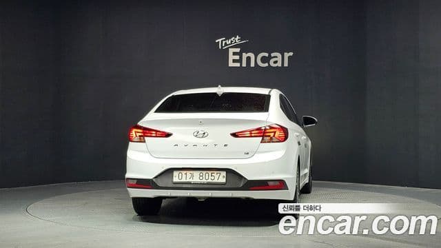Hyundai The New Avante AD 3