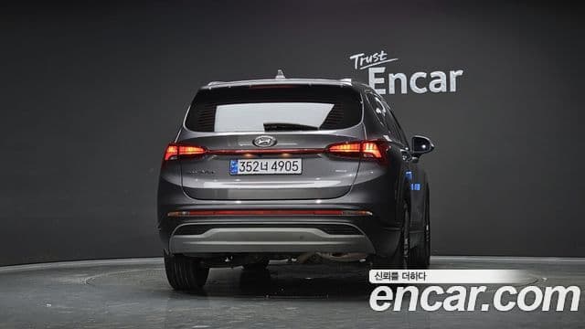 Hyundai The New Santa Fe 4