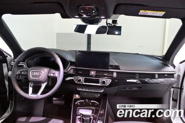 Audi A4 (B9) 4