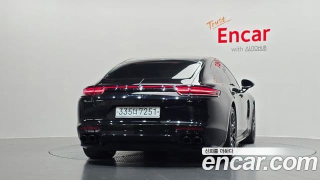Porsche Panamera (971) 4
